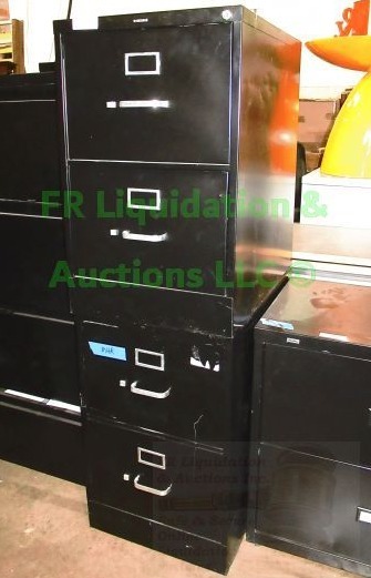 lot 88 image: Hon 2 drawer metal file cabinets, 2 total, 29 x 27 x 18