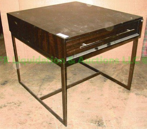 lot 117 image: Mitchell Gold  Bob Williams office end table single drawer, 24 x 26 x 22