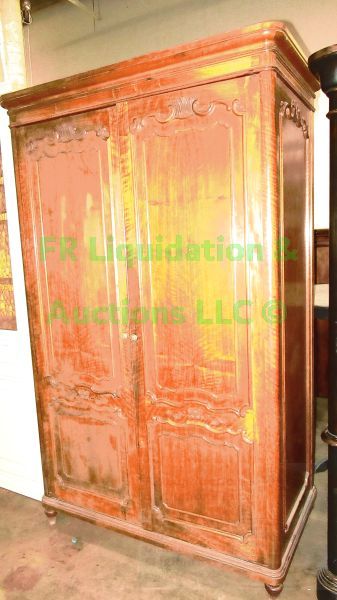 lot 113 image: Antique style wardrobe armoire