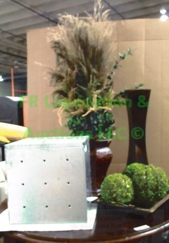 lot 129 image: Assorted artificial plants and home decor