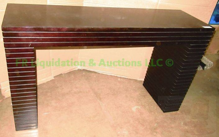 lot 141 image: Modern style couch table, 55 x 30 x 16