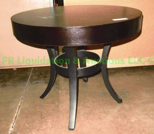 lot 198 image: Modern style occasional table, 21 tall x 28 wide