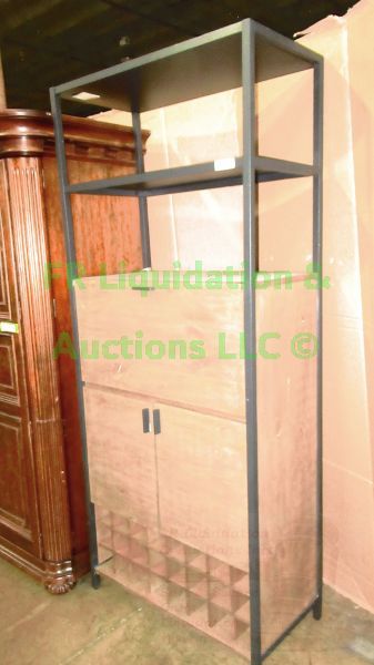 lot 199 image: Utility office station 79 x 34 x 17