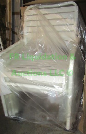 lot 397 image: Tropitone pool side chairs set of 4 unused