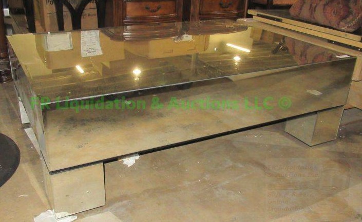 lot 410 image: Large Mirrored coffee table, top corner is cracked, 40 x 56 x 18