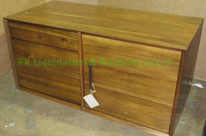lot 506 image: West Elm mid century style console cabinet, 40 x 19 x 19