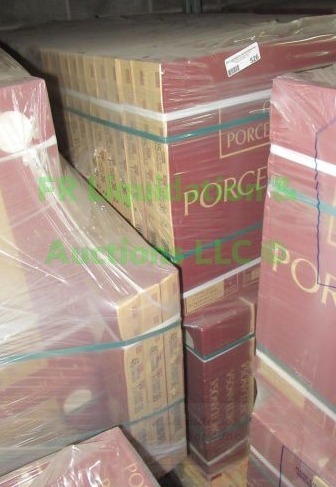 lot 526 image: Porcelanosa Itilian floor tiles 17 x 26 x 12 approx. Pallet full unopened boxes