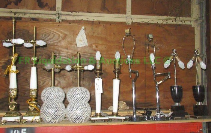 lot 536 image: Assorted lamp sets from Ritz Carlton in Dallas, 5 pair