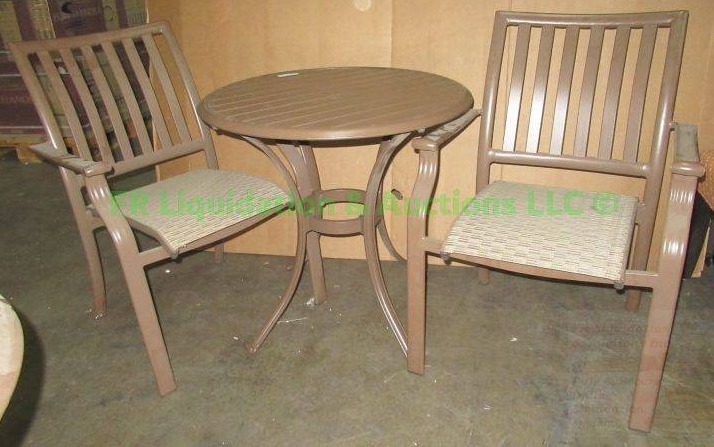 lot 537 image: Bistro style matching patio chair & table set, metal framed