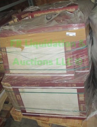 lot 540 image: Porcelanosa Itilian floor tiles 17 x 26 x 12 approx. Pallet full unopened boxes