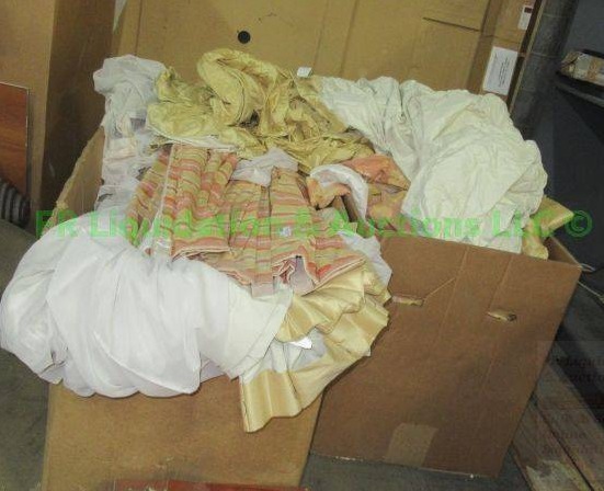 lot 547 image: Various curtains, 2 boxes full