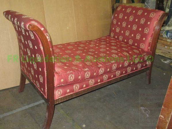 lot 614 image: Modern style day bench