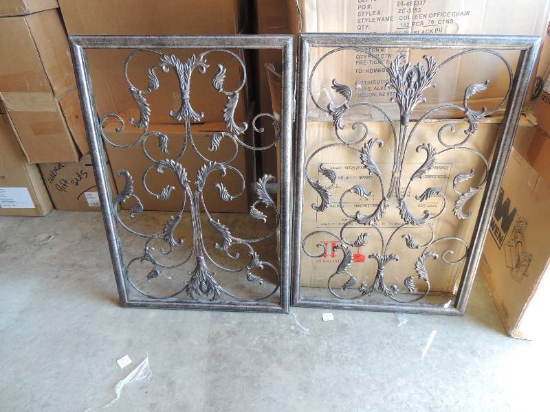 lot 713 image: 2 Metal Wall Art Dcor Pieces -  32 tall x 22 wide