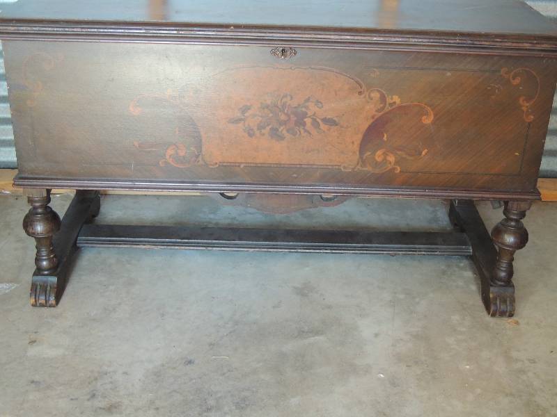 lot 693 image: Lane Alta Vista V.A. chest with legs. Lane company pattern #44554 cedar chest  44 L 25H 19D
