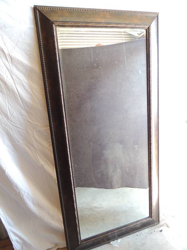 lot 725 image: Large wall mirror 66  tall 32 width - light weight