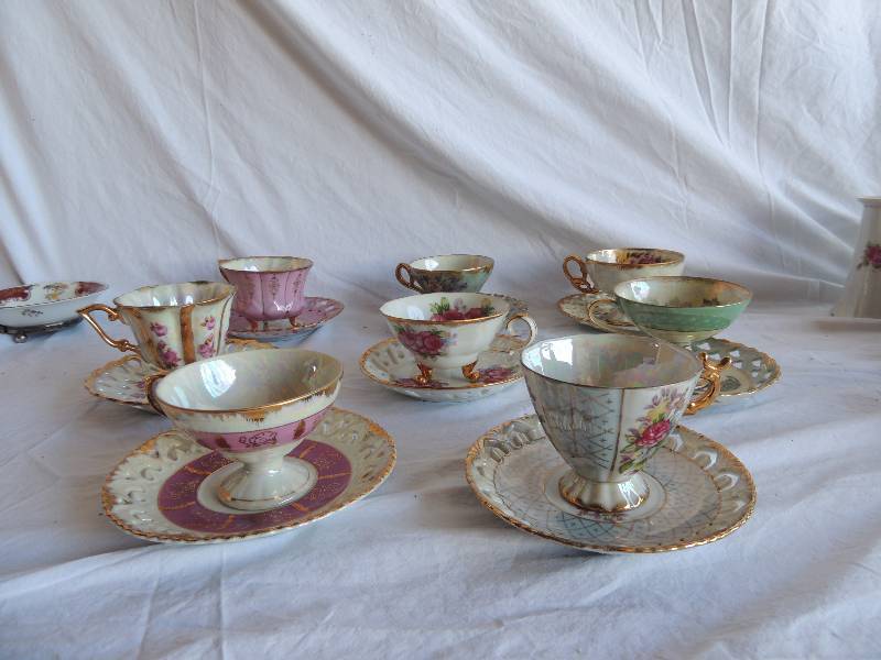 lot 790 image: 8 China saucers  with  matching tea cups - A Great addition to your tea sets