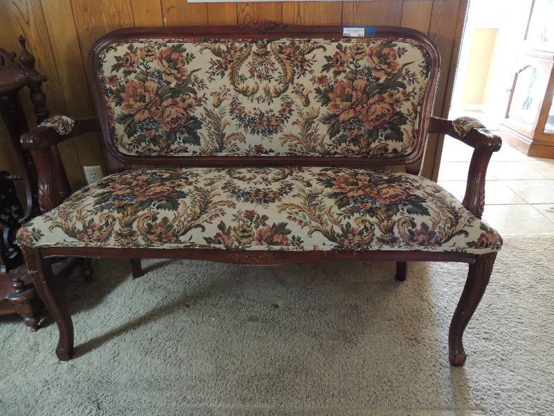 lot 904 image: SETTE  - Tapestry 3 tall x 4 LONG  VERY NICE