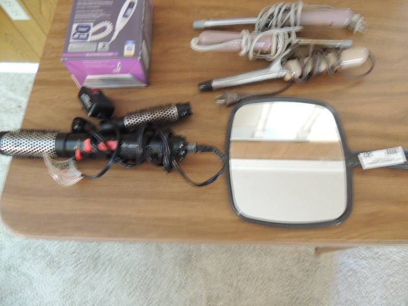 lot 967 image: Hand held mirror, CURLING IRONS, PEDICURE SET