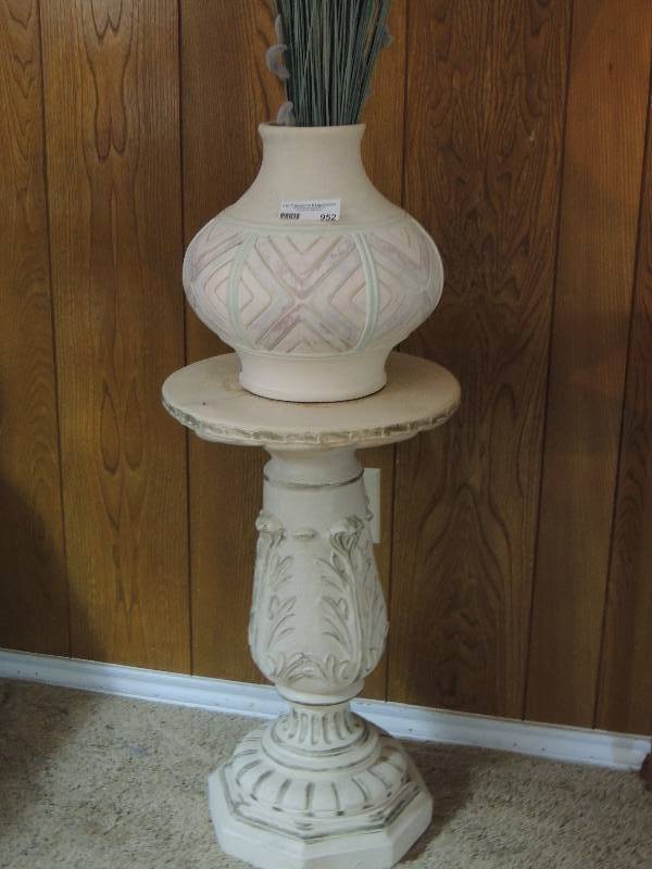 lot 952 image: Large white vase  SITS ON large BASE