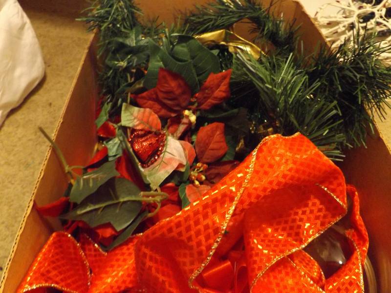 lot 917 image: Box of festive Red and Green holiday decorations, RIBBONS, GARLAND