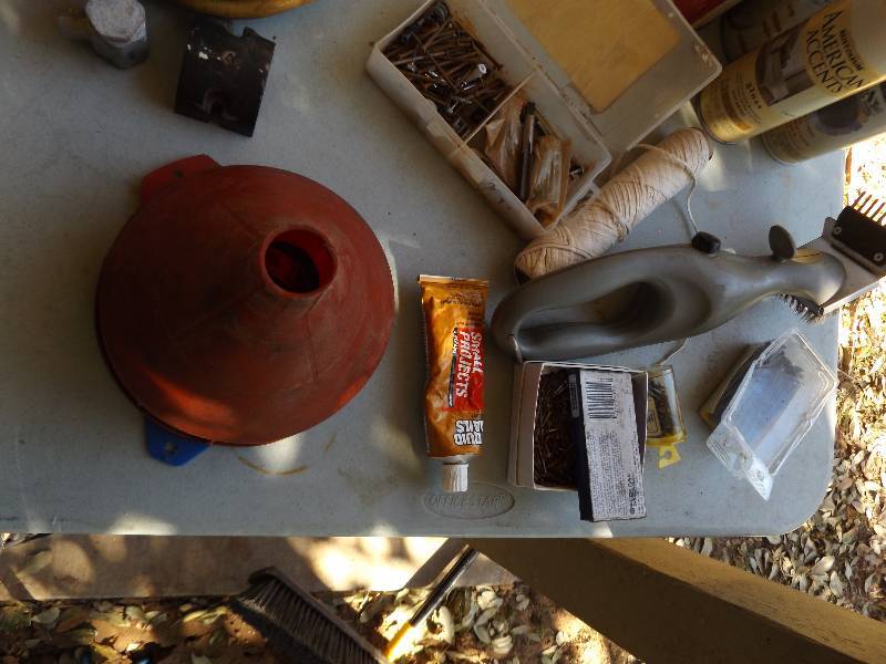 lot 937 image: Wire grill brush, oil funnel, liquid nail, roofing nails