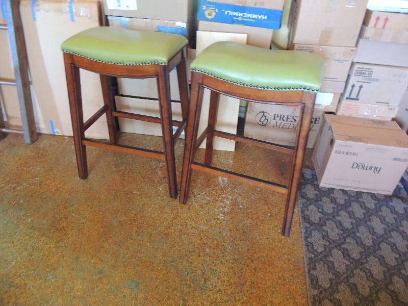 lot 861 image: Brass plant stand 19 tall x 10 diameter , 2 wooden brown  & green leather seats 30 tall 19 wide