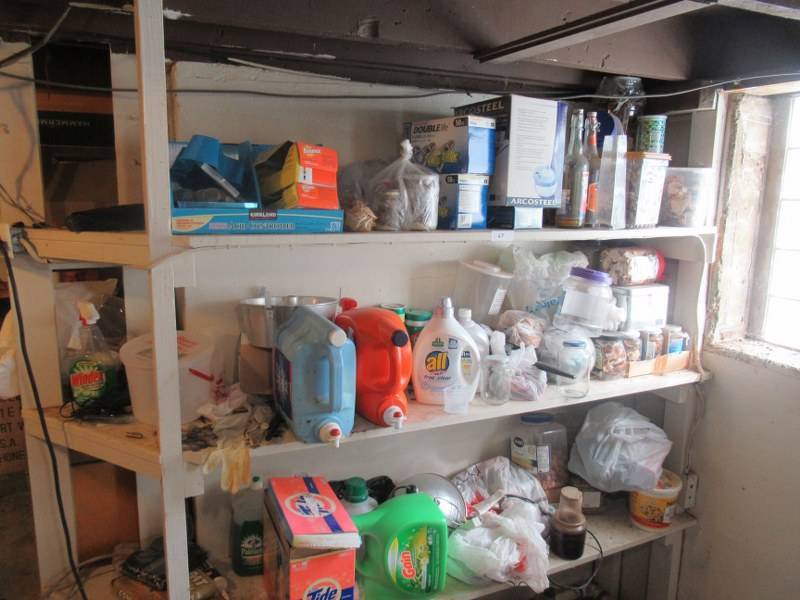 lot 65 image: CONTENTS OF SHELVING INCLUDING ACROSTEEL NON-SKID SALAD SPINNER, SYLVANIA DOUBLE LIFE 50WATT FLOOD LIGHT BULBS, ALUMINIUM  CLIP ON LIGHTS AND MORE