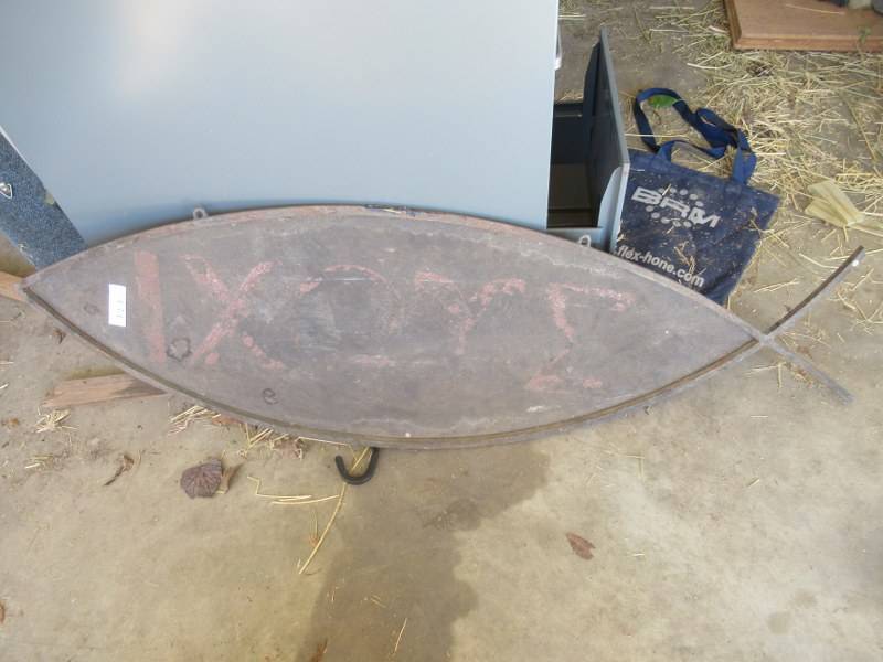 lot 122 image: METAL CHRISTIAN FISH 51 X 16