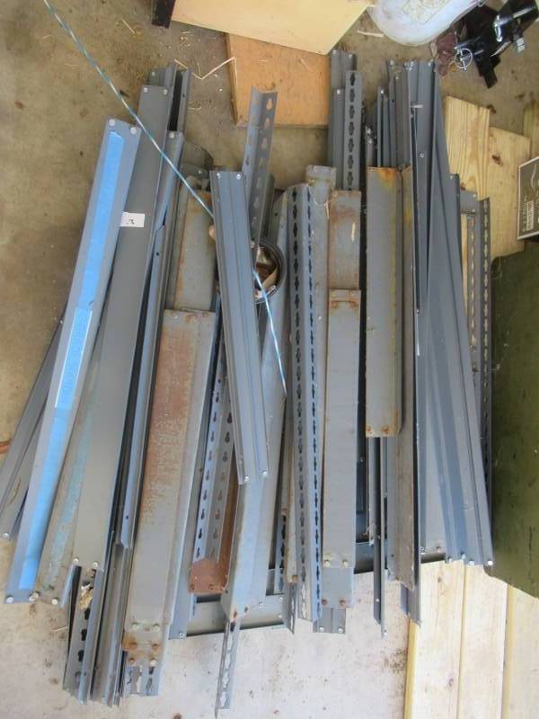 lot 123 image: METAL SHELVING PARTS 50 PIECES