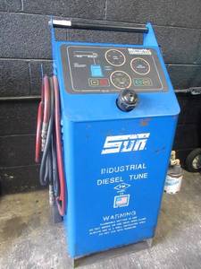 lot 1 image: SNAP-ON TOOLS SUN DIESEL TUNE MOTORVAC CARBON CLEAN SYSTEM MODEL# EEFS 103B