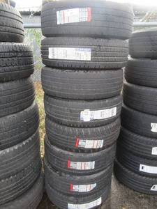 lot 10 image: COOPER AND MICHELIN TIRES LT245,75R16 TOTAL COUNT 8 MOST GOOD TREAD