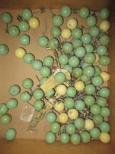 lot 64 image: VINTAGE DRAWER KNOBS APPROX.50 KNOBS
