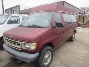 lot 82 image: 1998 FORD VAN, 5.4 V-8, MILEAGE 202,852, ENGINE JUST REPLACED, WITH WHEEL CHAIR LIFT, CLEAN TRUCK INSIDE AND OUT, COME AND PREVIEW CASH ONLY SALE CLEAR TITLE