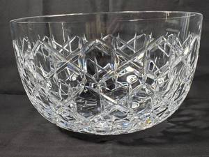 lot 6 image: Tiffany & Co Large Crystal Bowl
