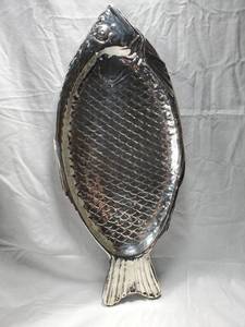 lot 34 image: Reed &amp Barton Platter in Fish Form