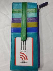 lot 60 image: NEW Womens Leather Credit Card Wallet