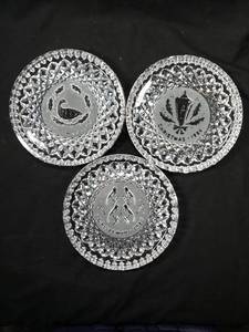 lot 102 image: Waterford Christmas Plates