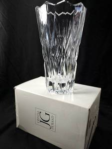 lot 130 image: Crystal JG Durand Cathedral Vase