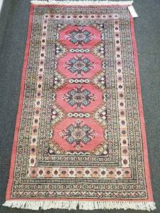 lot 127 image: Pakistan Hand Knotted Wool Rug