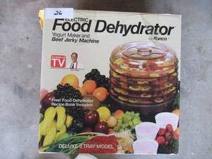 lot 26 image: RONCO FOOD DEHYDRATOR DELUXE 5 TRAY MODEL FOR BEEF JERKY AND YOGURT