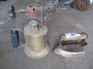 lot 30 image: ANTIQUEVINTAGE BRASS TORCH AND VINTAGE SUNBEAM IRON