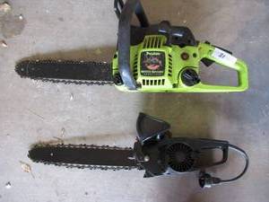 lot 31 image: POULAN WOODSHARK CHAINSAW MODEL# 1050 NEEDS SERVICING BUT HAS GOOD COMPRESSION AND REMINGTON ELECTRIC 14 LIMB AND TRIM CHAINSAW MODEL# 099178H
