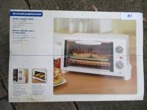 lot 51 image: DURADRAND 4 SLICE TOASTER OVEN IN ORIGINAL BOX UNUSED