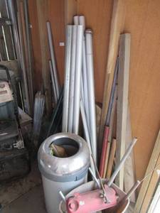 lot 67 image: AREO MIST 12 COPPER MISTING SYSTEM,FENCE POSTS, POLES AND TRASH CAN