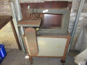 lot 80 image: SEARS CRAFTSMAN SCROLL SAW MODEL# 103.23151 ON CASTERS