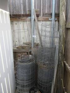 lot 85 image: 3 ROLLS OF CHICKEN WIRE FENCING