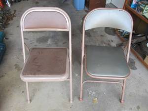 lot 88 image: 2 SAMSONITE METAL FOLDING CHAIRS