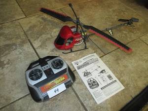 lot 99 image: BLUE HAT HOVER LITES REMOTE CONTROLLED HELICOPTER