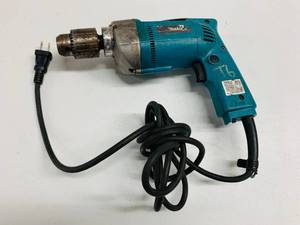 lot 9 image: Makita Power Drill Corded