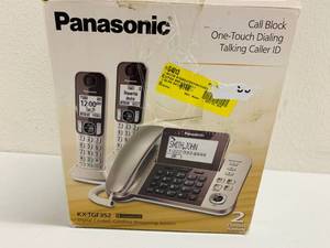 lot 11 image: Panasonic Phone